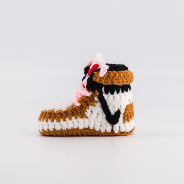 Cactus Brown — handmade crochet baby shoes