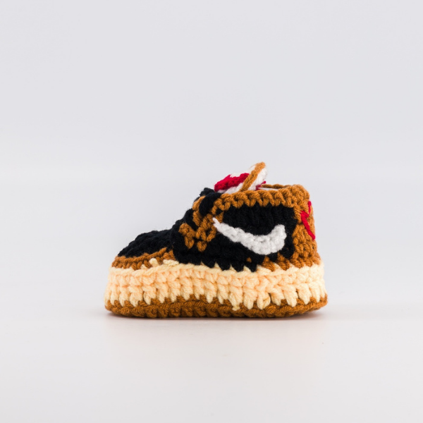 Soft crochet baby shoe
