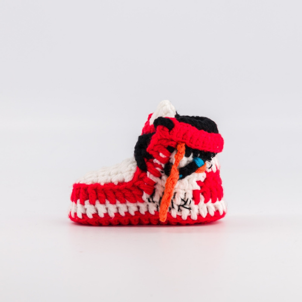 Cream Court — handmade crochet baby shoes